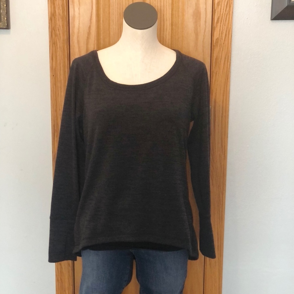 Athleta top